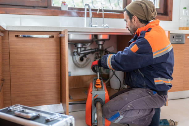 Best Emergency Plumber  in Hondo, TX